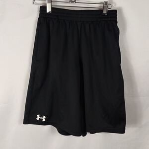 Under
Armour Athletic Shorts 